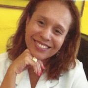 Dra. Ana Valéria Assumpção Accioli Doria