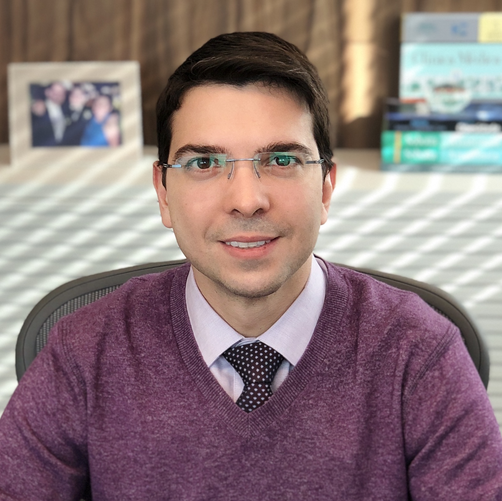 Dr. Daniel Fiordelisio de Carvalho
