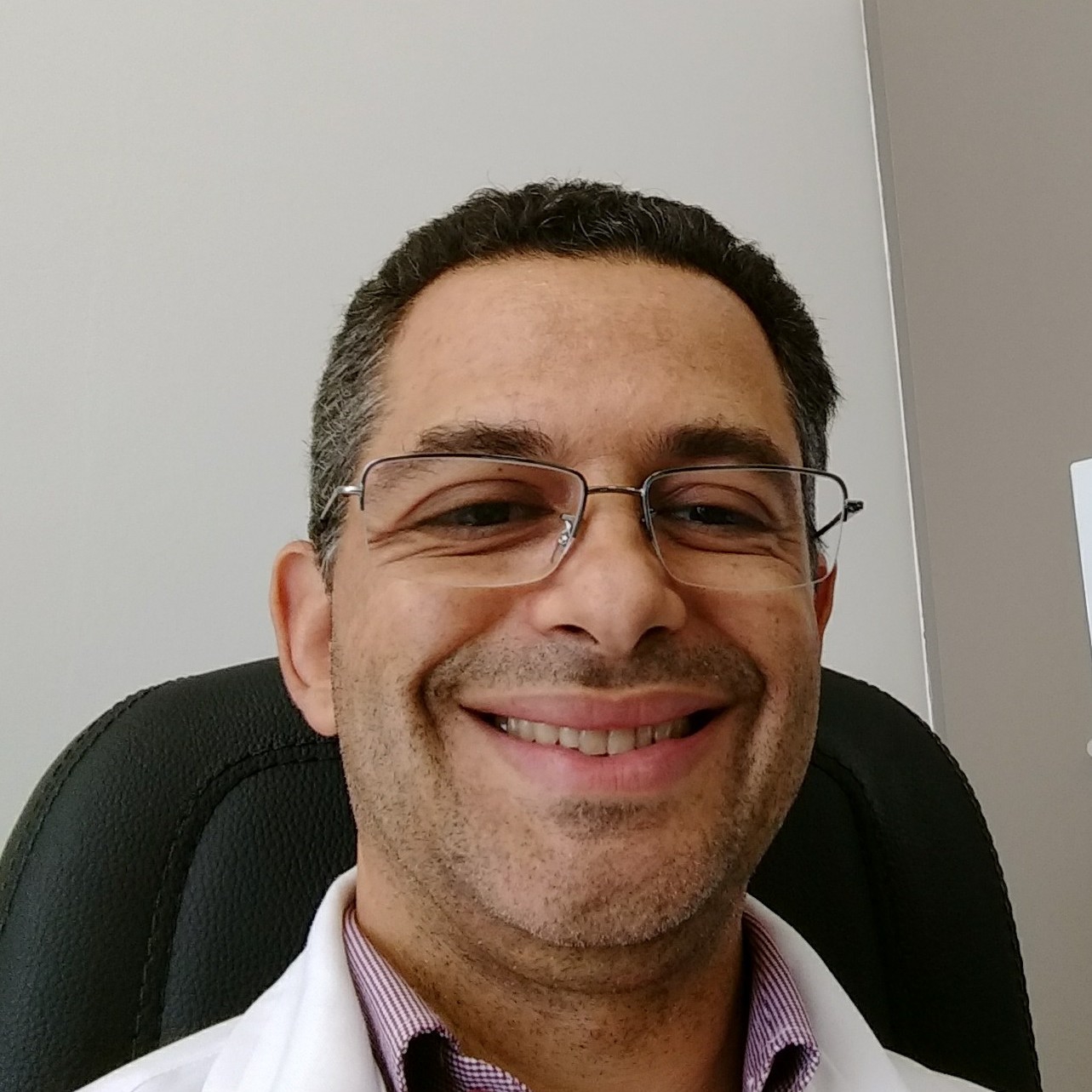 Dr. Ednei Pereira Guimaraes