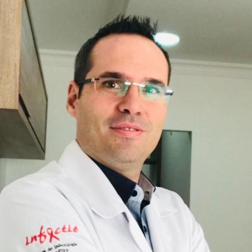 Dr. Leandro Luis de Souza Viganó