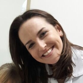 Dr. Renata Maas dos Anjos Saes