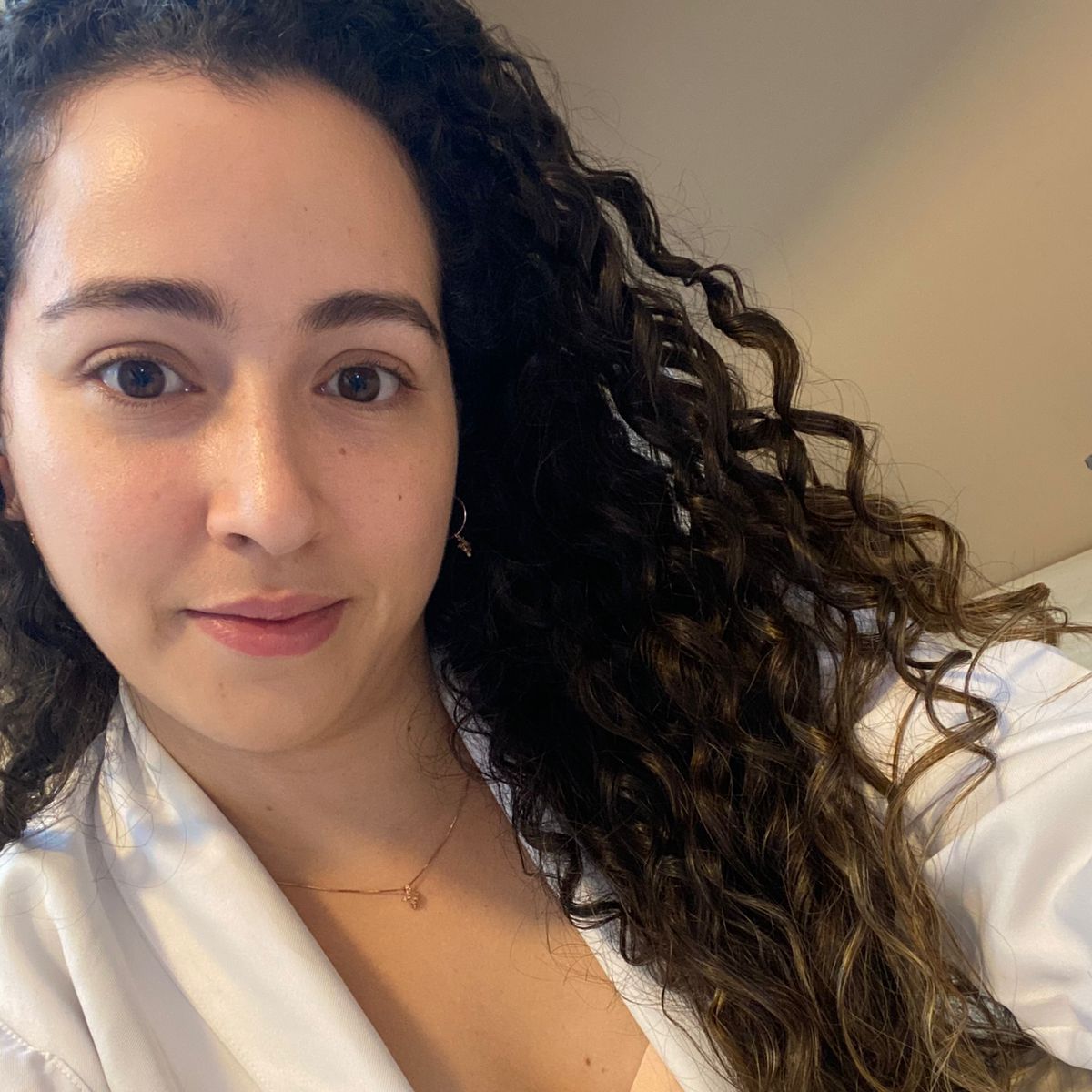 Dr. Camila F. Deccache