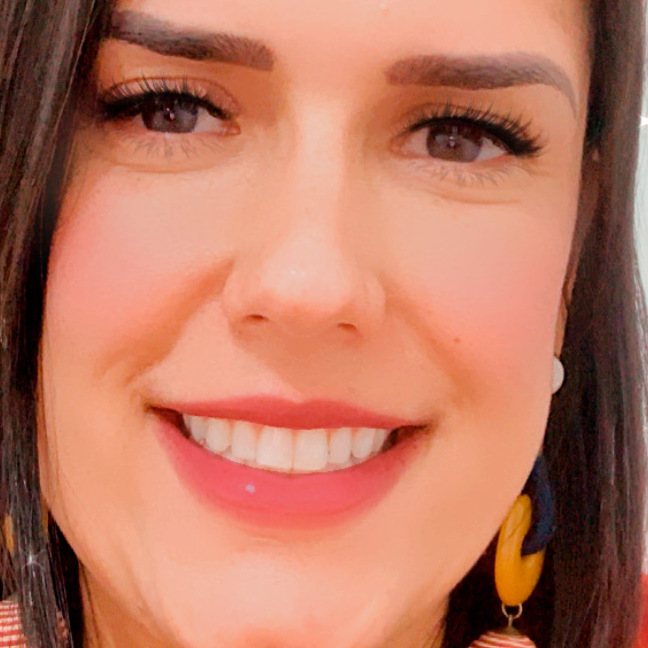 Dra. Regiane Souza Gabry de Sá