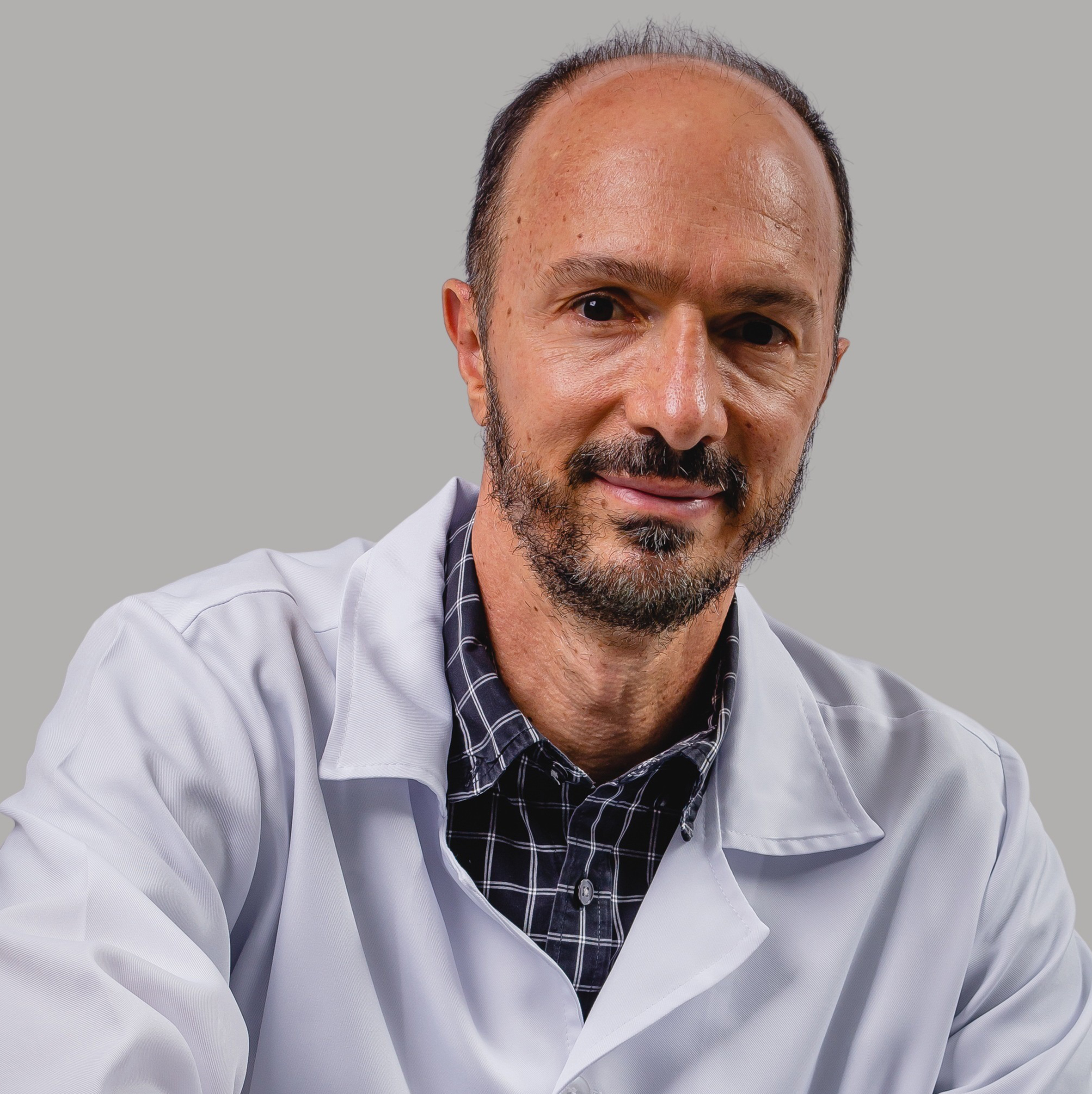 Dr. Marcelo Fenili Serra