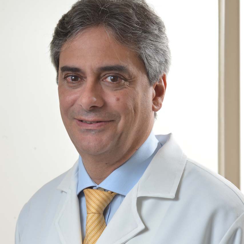 Dr. Carlos Terra