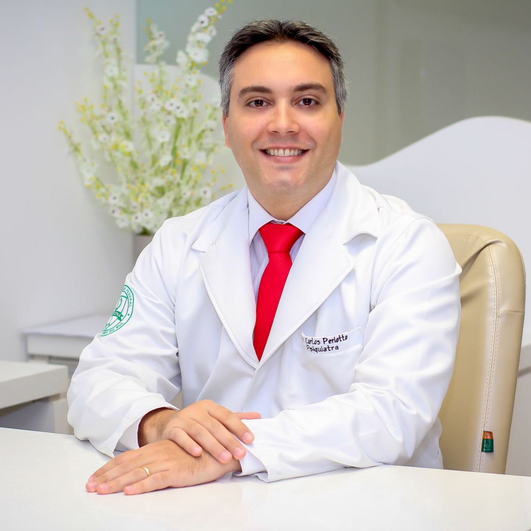 Dr. Carlos Renato de Lima Periotto