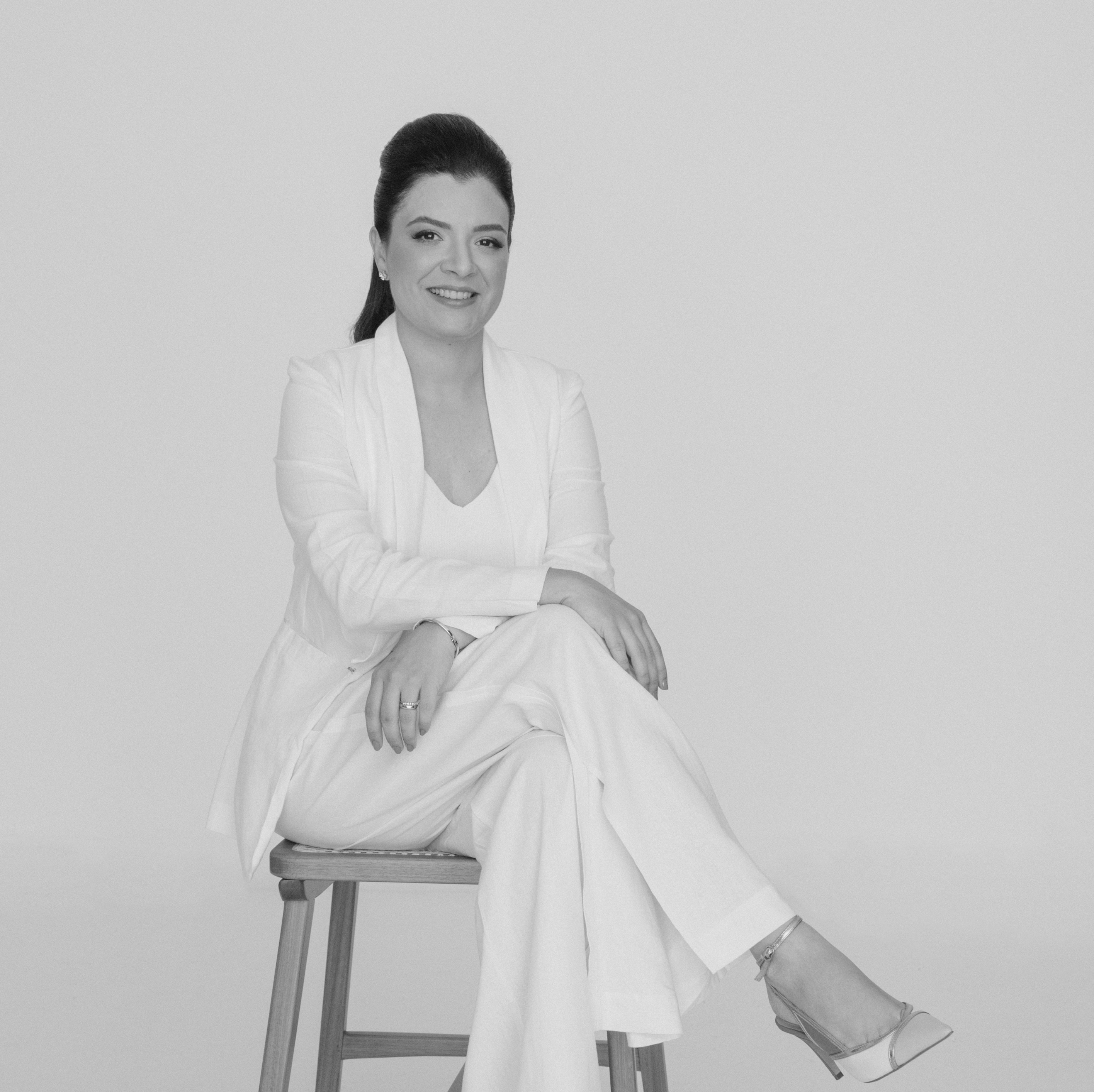 Dra. Raquel Soares Reis Lima