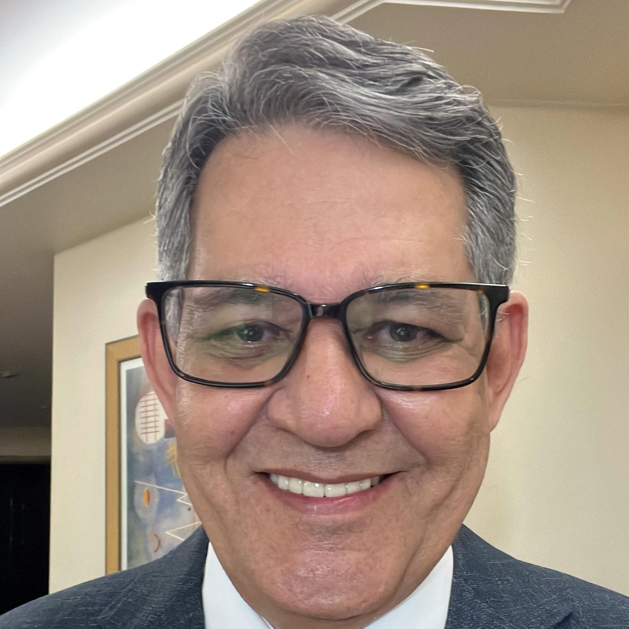 Dr. Edson Silva Filho