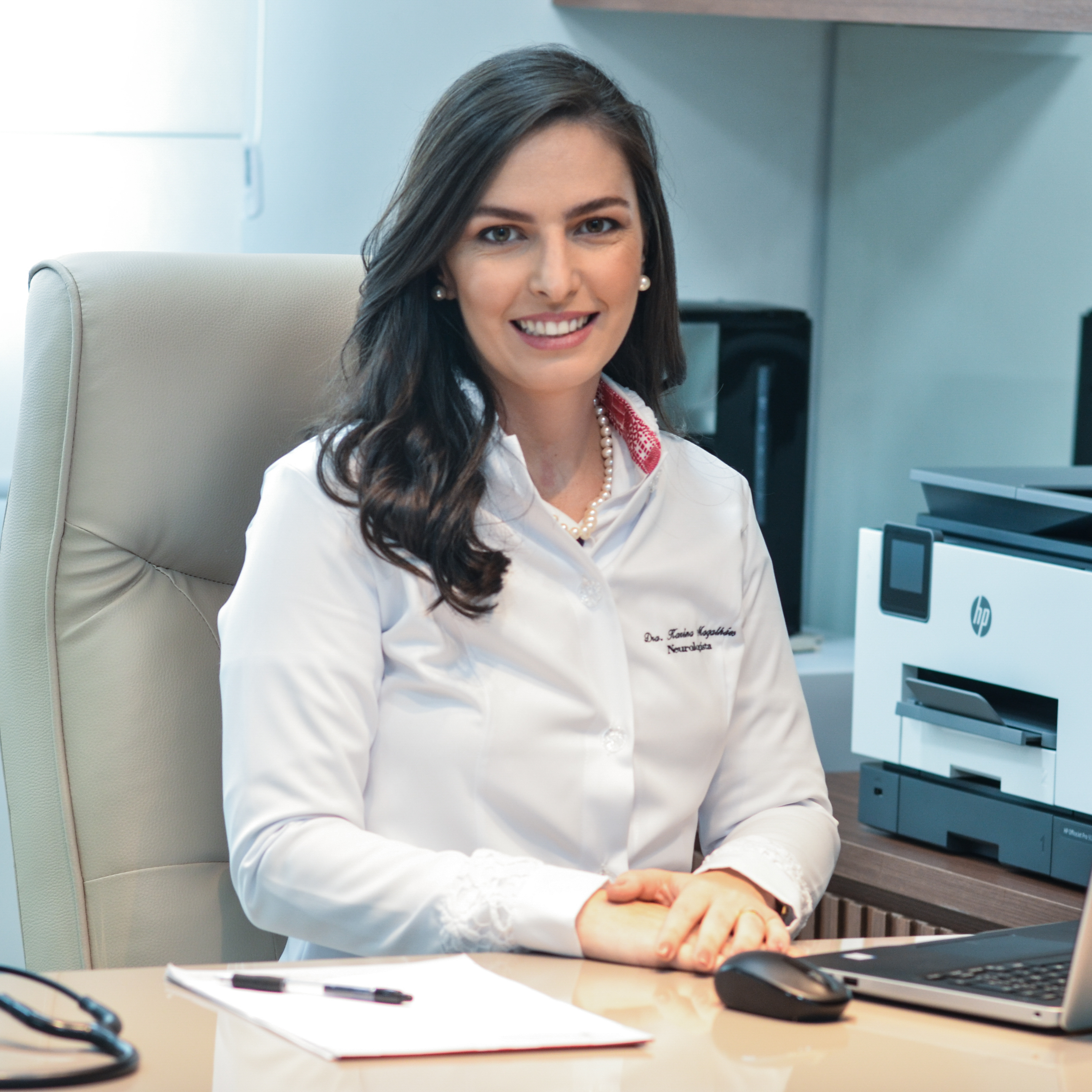 Dra. Karina Magalhães de Castro Henriques