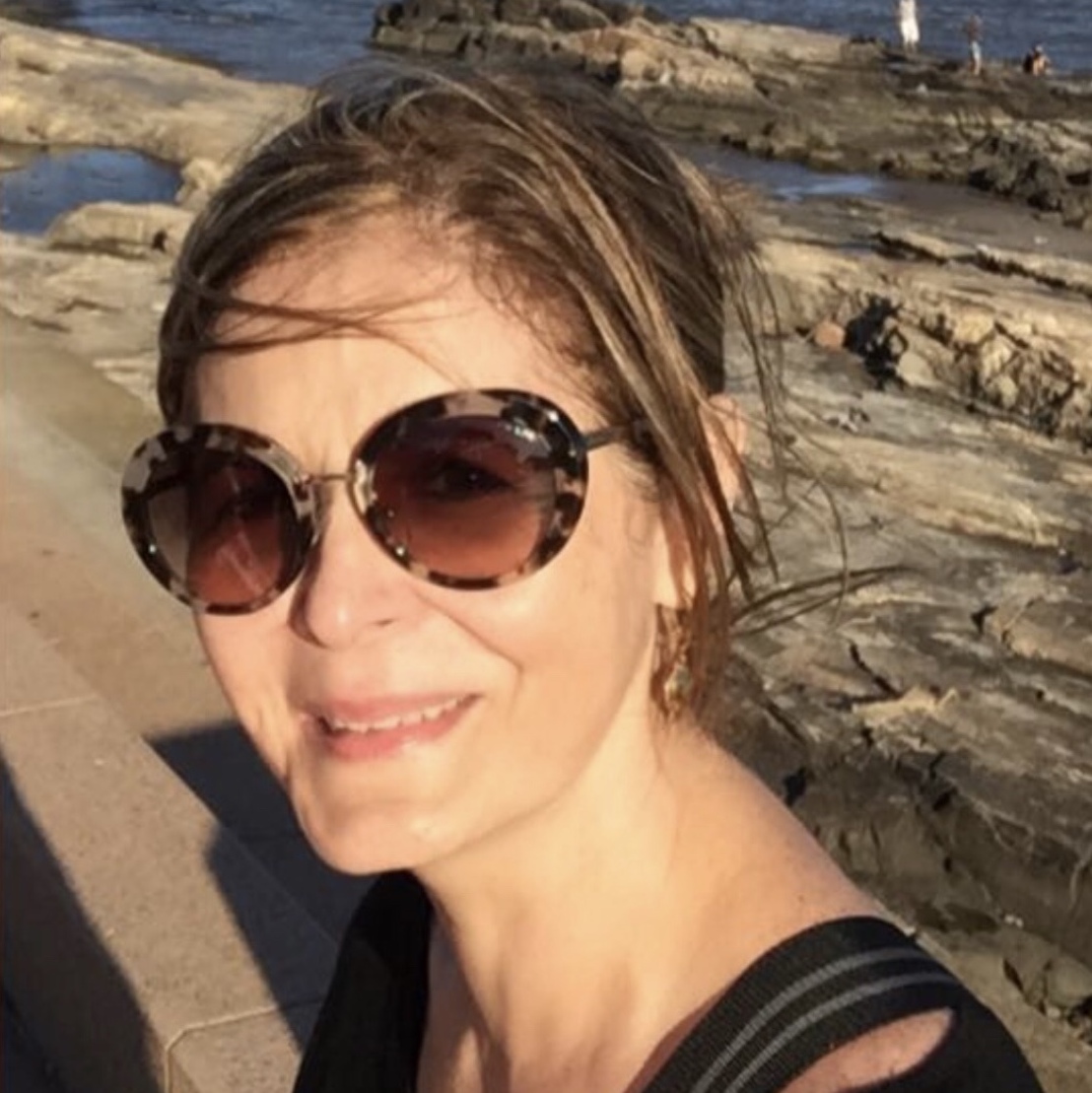 Dra. Andrea Vasconcelos