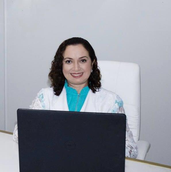 Dra. Cristiane Candido Catão Tróccoli dos Santos