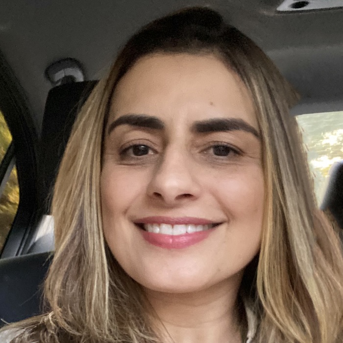 Dra. Ana Paula Pardini Dolabela