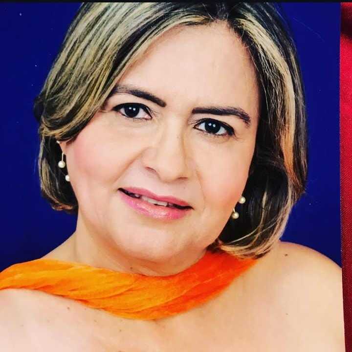 Dra. Lilian Ferreira Quintanilha