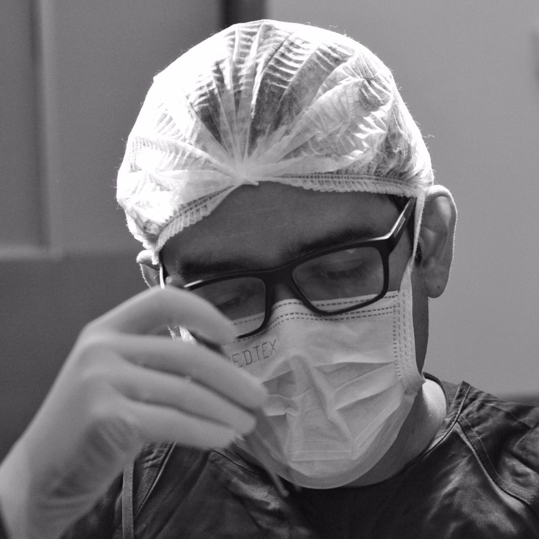 Dr. Adryano Gonçalves Marques